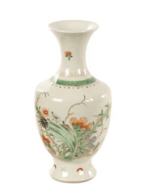 Lot 251 - A 19TH CENTURY CHINESE FAMILLE VERTE SHOULDERED TAPERING VASE