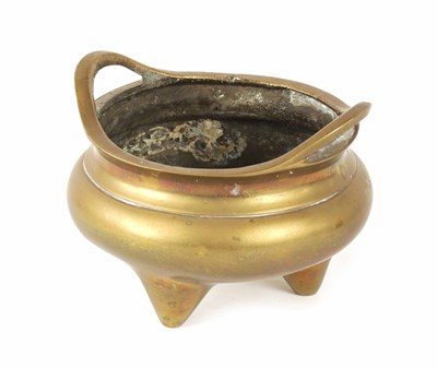 Lot 186 - A CHINESE CAST BRONZE CENSER