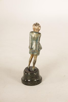 Lot 646 - AN ART DECO COLD-PAINTED BRONZE AND IVORY FIGURE OF A YOUNG LADY