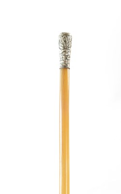 Lot 565 - A LATE 19TH CENTURY CHINESE SILVER TOPPED RHINOCEROS HORN RIDING CROP