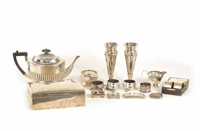 Lot 439 - A COLLECTION OF 19TH CENTURY SILVER ITEMS