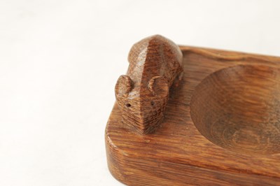 Lot 1109 - A ROBERT 'MOUSEMAN' THOMPSON DARK OAK ASH TRAY