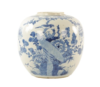 Lot 299 - A 19TH CENTURY CHINESE BLUE AND WHITE PORCELAIN GINGER JAR