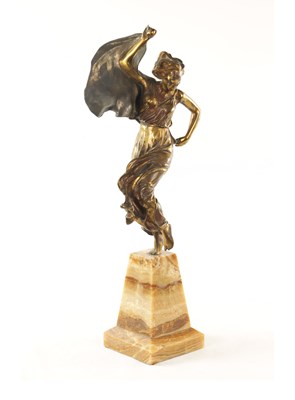 Lot 642 - A FINE ART DECO LARGE GILT BRONZE SCULPTURE OF A DANCING LADY