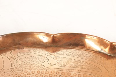Lot 539 - AN ARTS AND CRAFTS CORNISH PLENISHED COPPER TRAY BY J&F POOL HAYLE