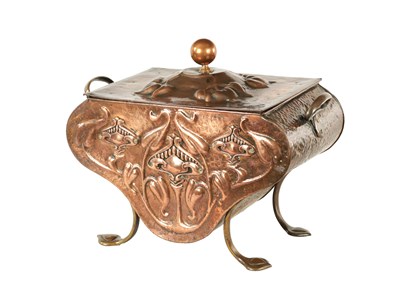 Lot 556 - AN ART NOUVEAU PLANISHED COPPER COAL BOX