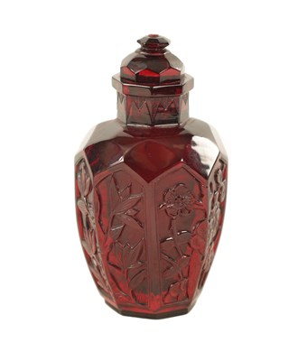 Lot 138 - A 20TH CENTURY SNUFF BOTTLE AND STOPPER