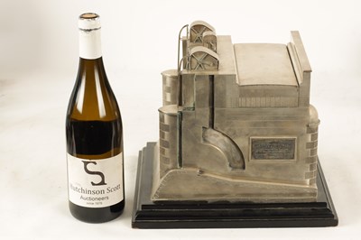 Lot 444 - AN EXTREMELY RARE ENGLISH SILVER ART DECO MODEL OF THE SULEMANKI HEADWORKS