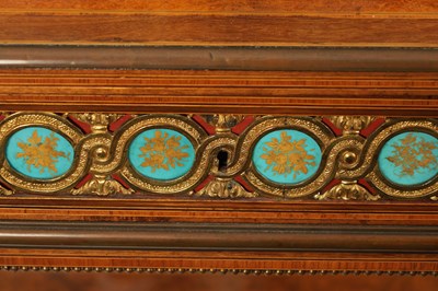 Lot 1379 - A FINE 19TH CENTURY FRENCH AMBOYNA AND TULIPWOOD CROSS-BANDED SERVES PANELLED DISPLAY CABINET