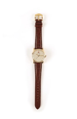 Lot 396 - A GENTLEMAN'S 1950'S LE-COULTRE BUMPER AUTOMATIC WRISTWATCH