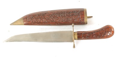 Lot 457 - AN EARLY 20TH CENTURY INDIAN BOWIE KNIFE