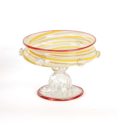 Lot 9 - AN 18TH CENTURY VENETIAN GLASS