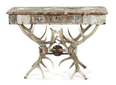 Lot 867 - A UNUSUAL 19TH CENTURY GERMAN ANTLER HORN SIDE TABLE IN THE MANNER OF RAMPENDAHL