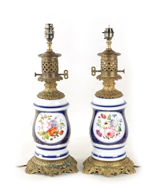 Lot 184 - A PAIR OF GLASS AND BRASS ELECTRIC TABLE LAMPS