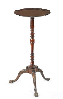 Lot 941 - AN 18TH CENTURY MAHOGANY TORCHERE