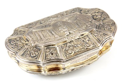 Lot 293 - AN 18TH CENTURY CONTINENTAL SILVER SHAPED...