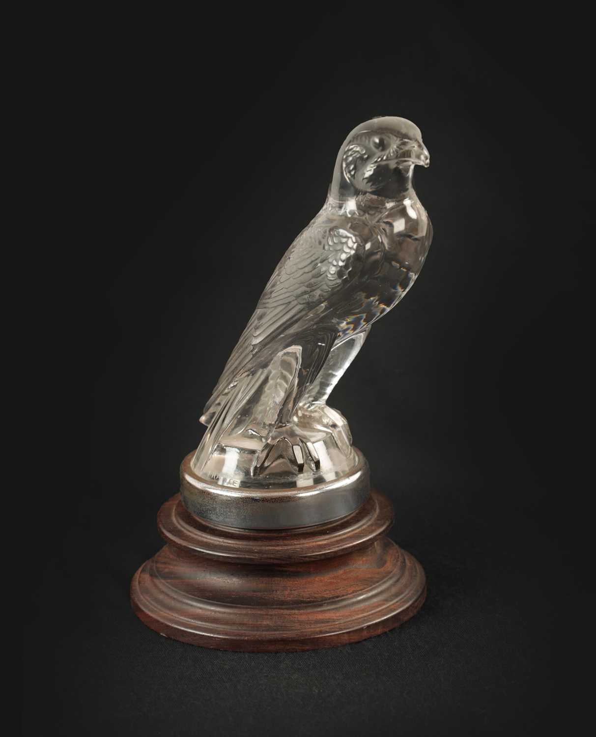Lot 4 - A RENE LALIQUE 'FAUCON' CLEAR AND FROSTED GLASS CAR MASCOT