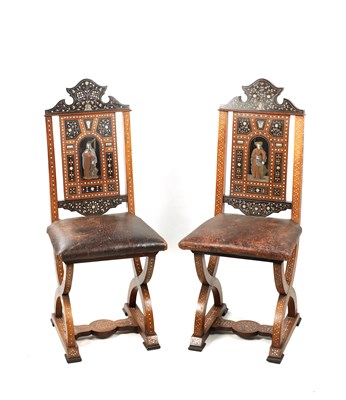 Lot 873 - A PAIR OF 19TH CENTURY ITALIAN WALNUT CHAIRS