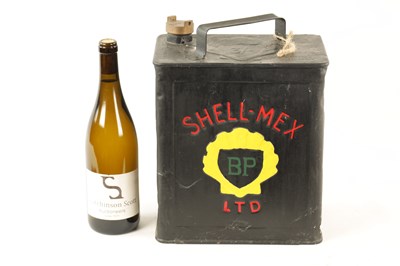 Lot 18 - A VINTAGE 'SHELL BP' PETROL CAN