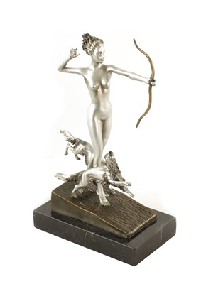 Lot 455 - AN ART DECO STYLE FIGURAL SILVERED BRONZE SCULPTURE