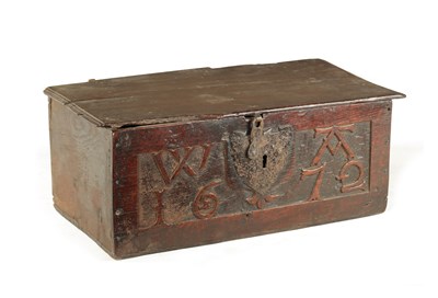 Lot 959 - A 17TH CENTURY OAK BIBLE BOX