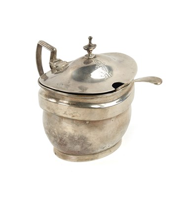 Lot 110 - A GEORGE III SILVER MUSTARD POT