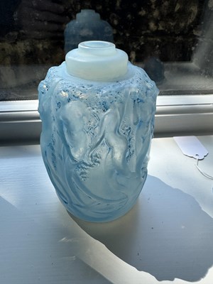 Lot 16 - A RENE LALIQUE OPALESCENT BLUE STAINED 'SIRENES' BRULE PARFUMS FROSTED PERFUME BURNER