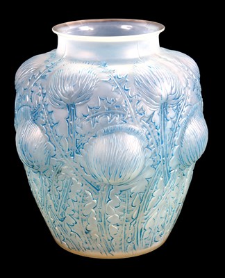 Lot 33 - AN R. LALIQUE NO. 979, OPALESCENT AND BLUE...