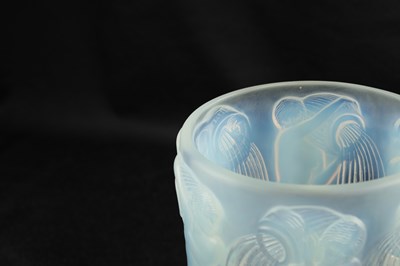 Lot 19 - AN R. LALIQUE OPALESCENT BLUE STAINED 'DANAIDES' TAPERING GLASS VASE