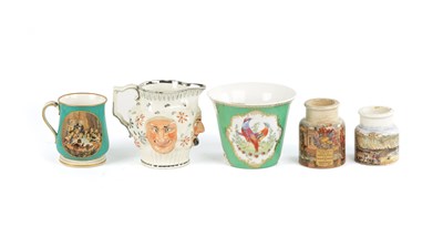 Lot 28 - A COLLECTION OF PORCELAIN AND CERAMICS