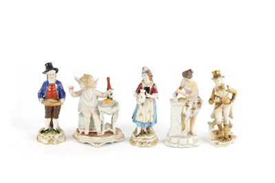 Lot 24 - A COLLECTION OF 19TH CENTURY PORCELAIN FIGURINES