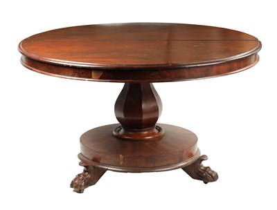 Lot 351 - A 19TH CENTURY CIRCULAR MAHOGANY PULL OUT DINING TABLE