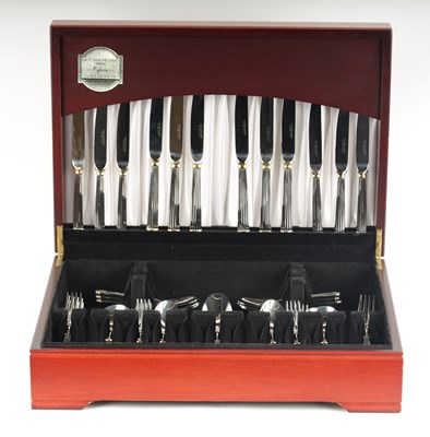 Lot 119 - A MODERN SILVER PLATED CUTLERY SET BY DEGRENNE