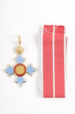 Lot 184 - A CASED CBE COMMANDER OF THE ORDER OF THE BRITISH EMPIRE ENAMEL MEDAL
