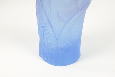 Lot 9 - A 20TH CENTURY DAUM PATE DE VERRE BEARDED IRISES COLOURED GLASS VASE