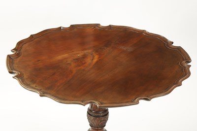 Lot 1505 - AN EARLY 19TH CENTURY MAHOGANY TILT TOP TABLE