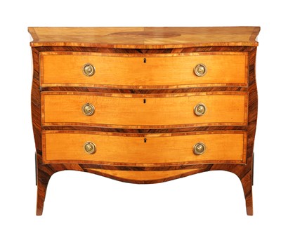 Lot 890 - A FINE GEORGE III SATINWOOD, TULIPWOOD AND ROSEWOOD CROSS-BANDED SERPENTINE COMMODE OF FRENCH HEPPLEWHITE DESIGN