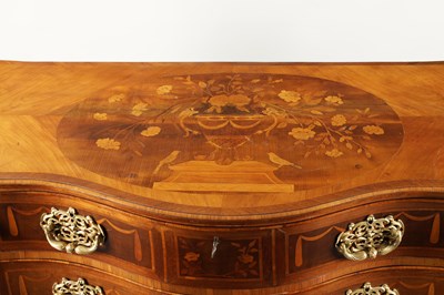 Lot 816 - A FINE GEORGE II ENGLISH MARQUETRY COMMODE IN THE MANNER OF HENRY HILL
