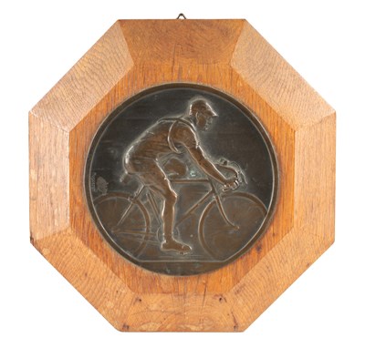 Lot 438 - OF CYCLING INTEREST. AN EARLY 20TH CENTURY BRONZE DEPICTING A CYCLIST ON A RACING BIKE