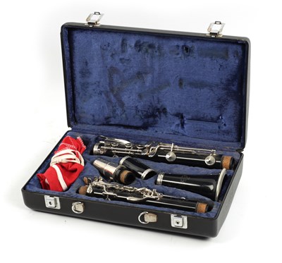 Lot 454 - A BUFFET CRAMPON & CO B12 FIVE-PIECE CLARINET