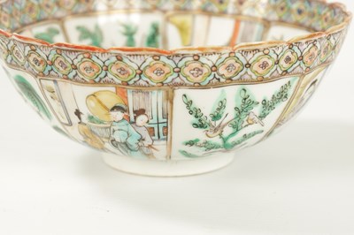 Lot 162 - A 19TH CENTURY FAMILLE VERTE CHINESE SCALLOPED EDGE BOWL