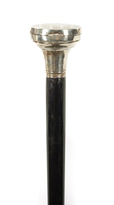 Lot 400 - A GEORGE V TAPERING EBONISED SWAGGER STICK