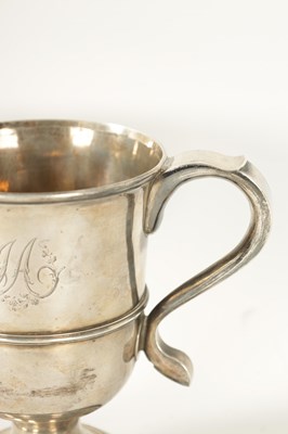 Lot 293 - A GEORGE III SILVER LOVING CUP