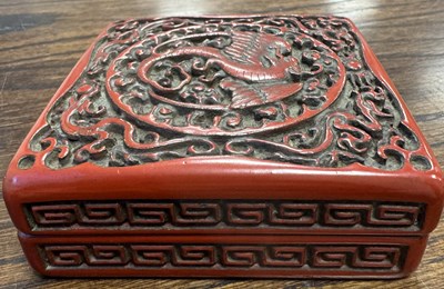 Lot 108 - AN 18TH/19TH CENTURY CHINESE CINNABAR CARVED LACQUERWORK BOX