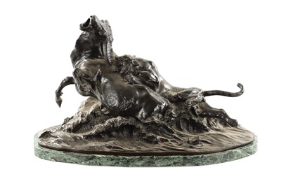 Lot 118 - AN IMPRESSIVE MEIJI PERIOD JAPANESE ANIMALIER BRONZE SCULPTURE OF LARGE SIZE