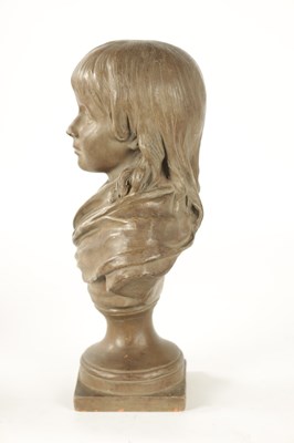 Lot 486 - AFTER JEAN ANTOINE HOUDON. A 19TH CENTURY TERRACOTTA BUST OF A YOUNG GIRL