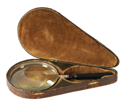 Lot 334 - A GOOD 19TH CENTURY CASED LIBRARY MAGNIFYING GLASS