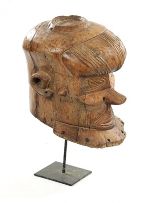 Lot 158 - A 19TH CENTURY KUBA BUSHOONG BWOOM CARVED WOODEN MASK