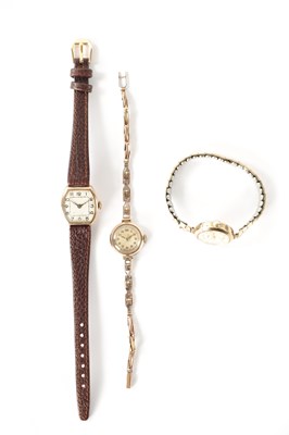 Lot 228 - A COLLECTION OF THREE VINTAGE 9CT GOLD LADIES WRISTWATCHES