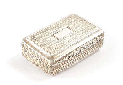 Lot 296 - A LATE GEORGIAN SILVER SNUFF BOX